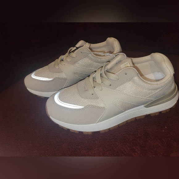 Rachael Zoe sneakers - Picture 7 of 7